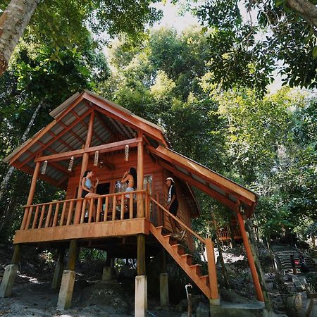 The Wavy Sailor Hotel Kaoh Touch Exterior foto
