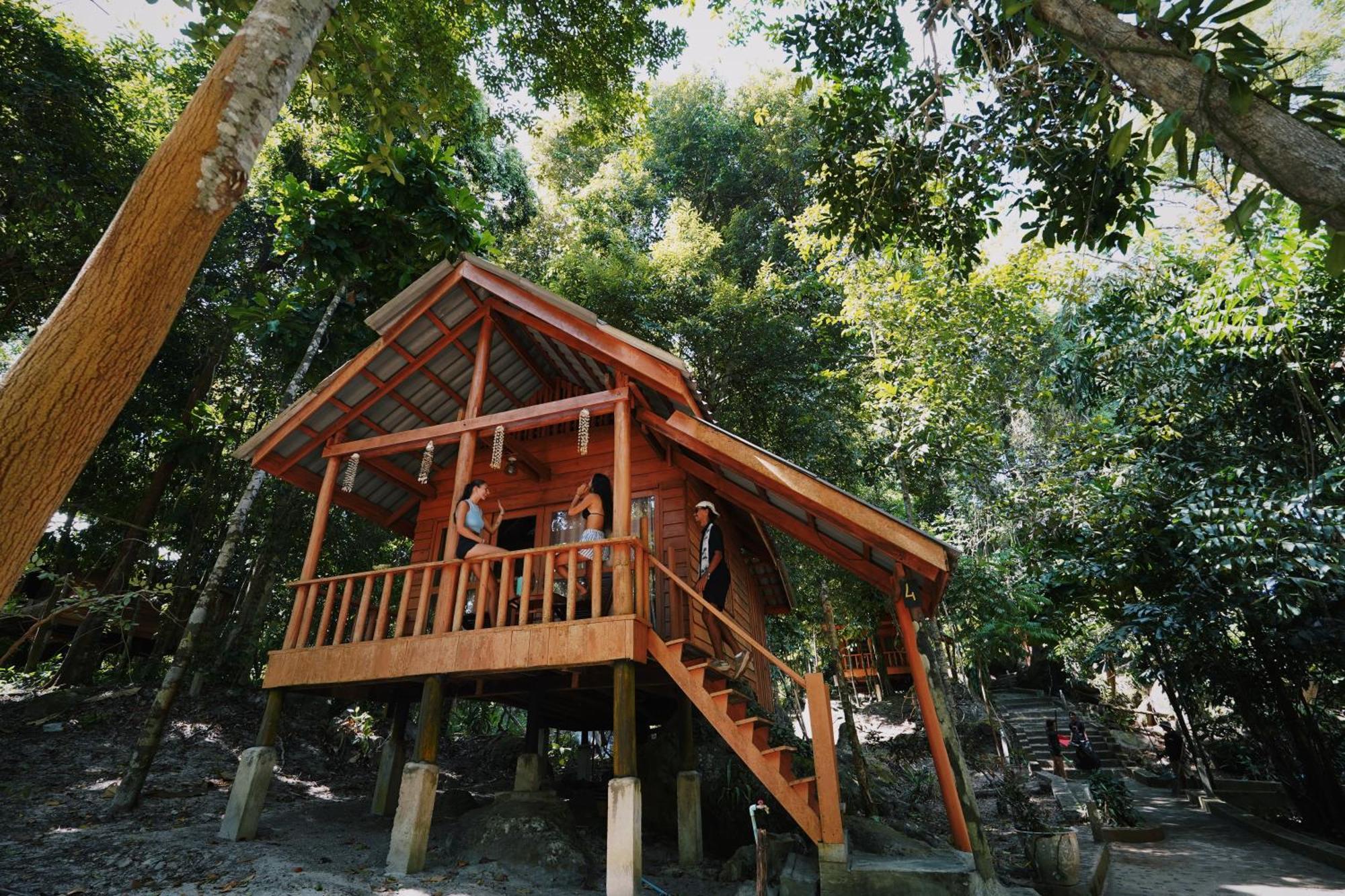 The Wavy Sailor Hotel Kaoh Touch Exterior foto