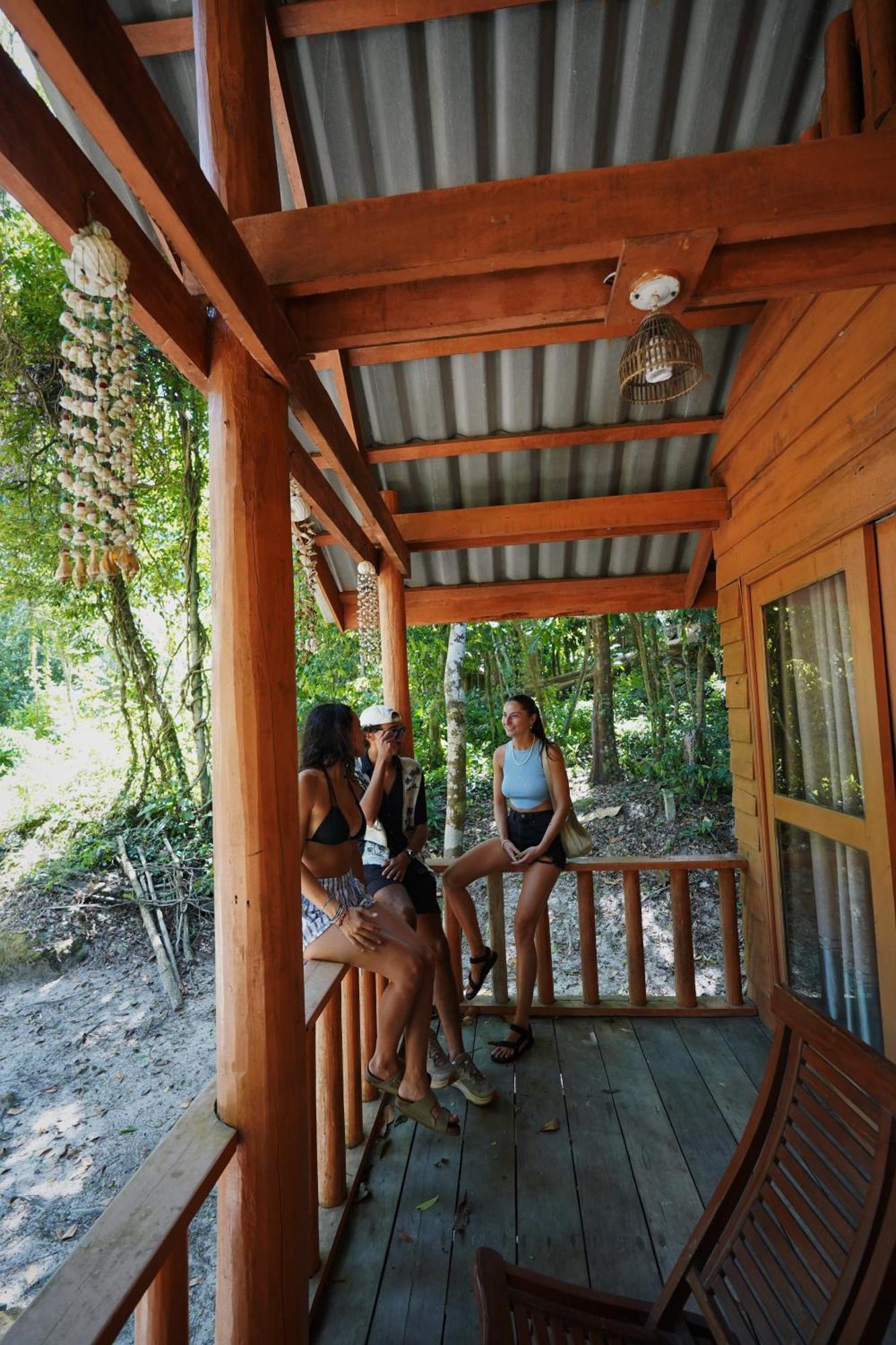 The Wavy Sailor Hotel Kaoh Touch Exterior foto