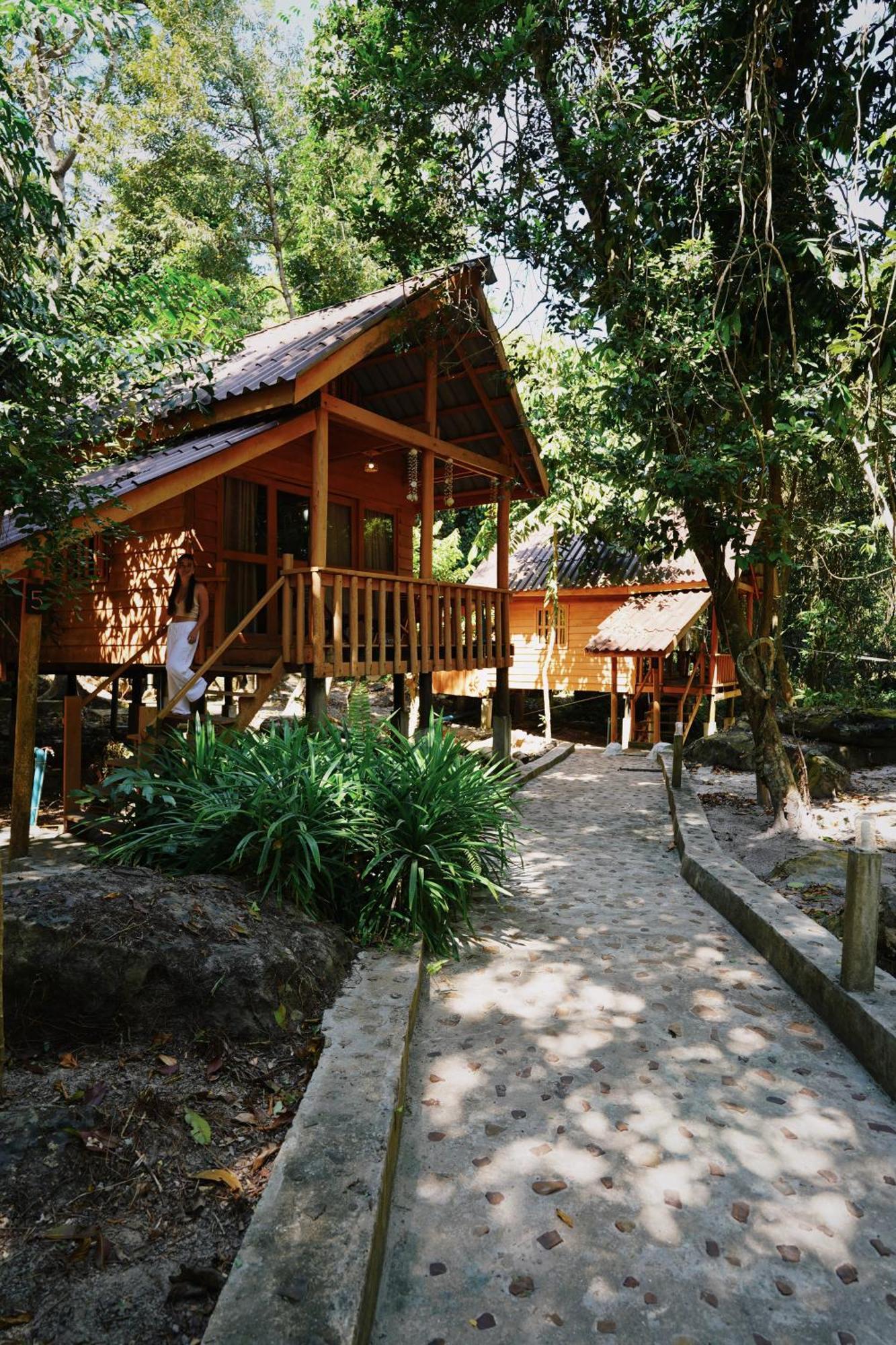 The Wavy Sailor Hotel Kaoh Touch Exterior foto